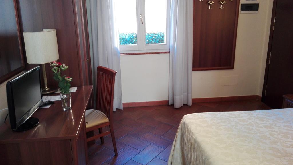 Corte Degli Estensi Formigine Luaran gambar